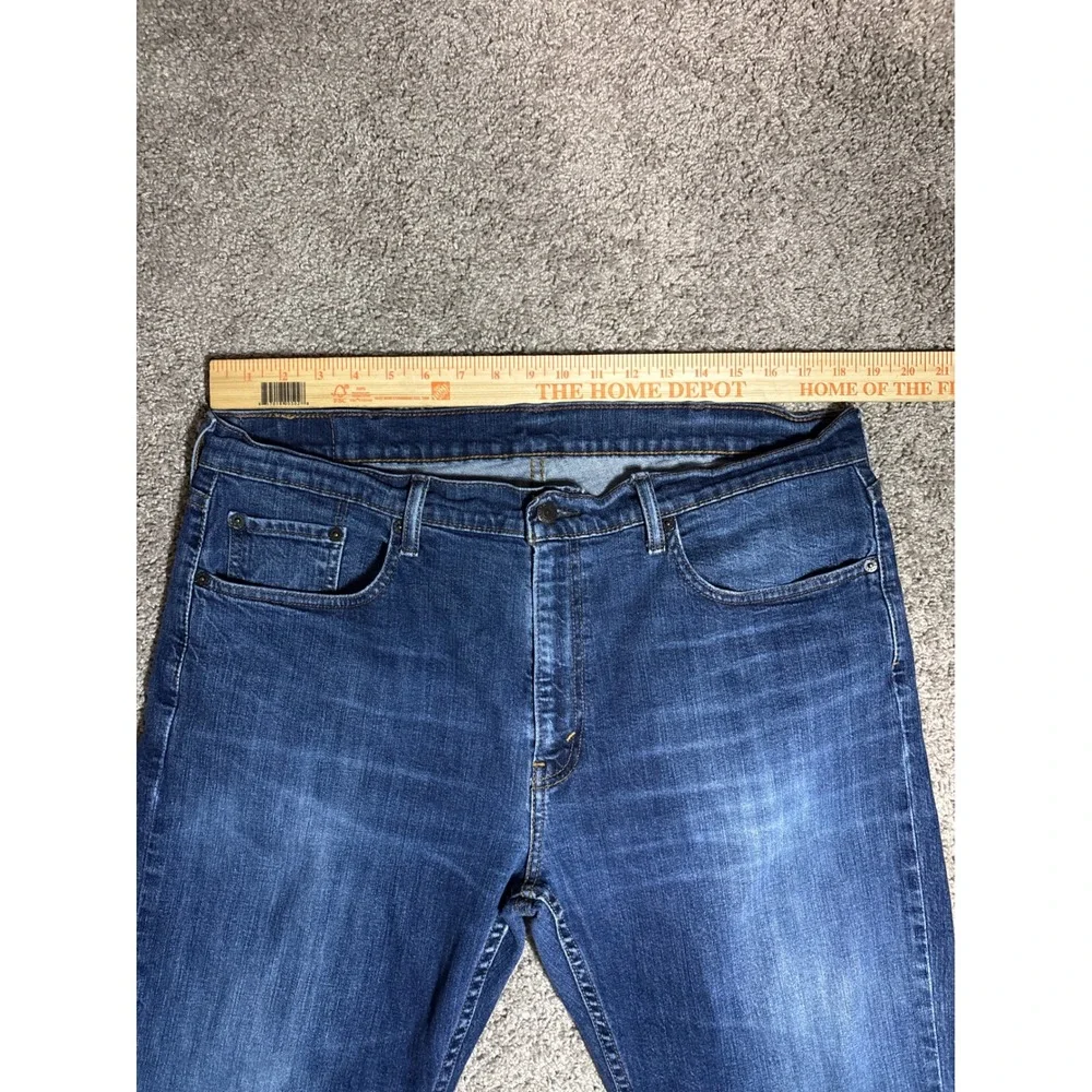Levis 559 Relaxed Straight Jeans Mens 38X30 Blue Medium Wash Denim Pants